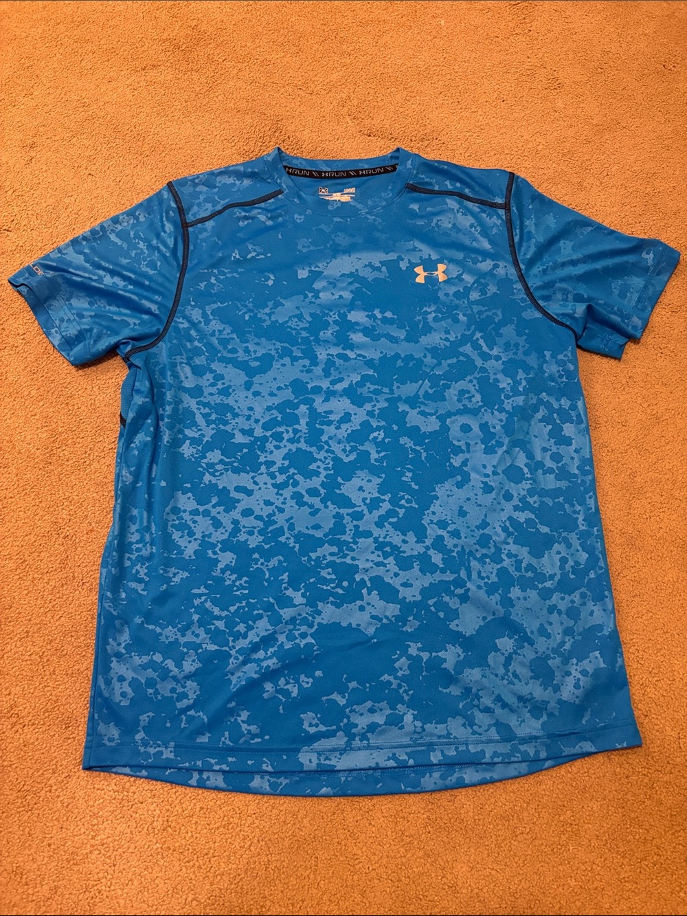 Men’s Under Armour tee